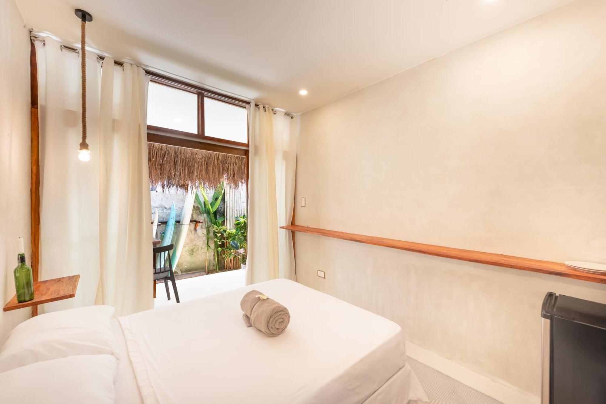 Gratitude Inn General Luna  Εξωτερικό φωτογραφία