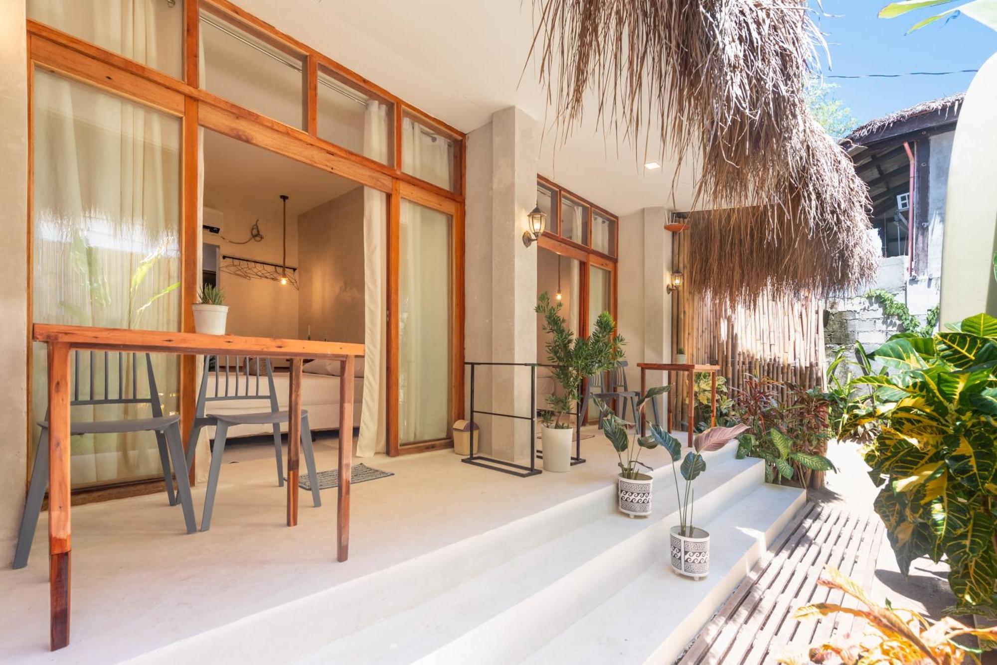 Gratitude Inn General Luna  Εξωτερικό φωτογραφία